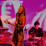 28.-RA-EM-GRANDES-MARCAS-Cantora-Rio-de-Janeiro-convertido-de-jpg.webp